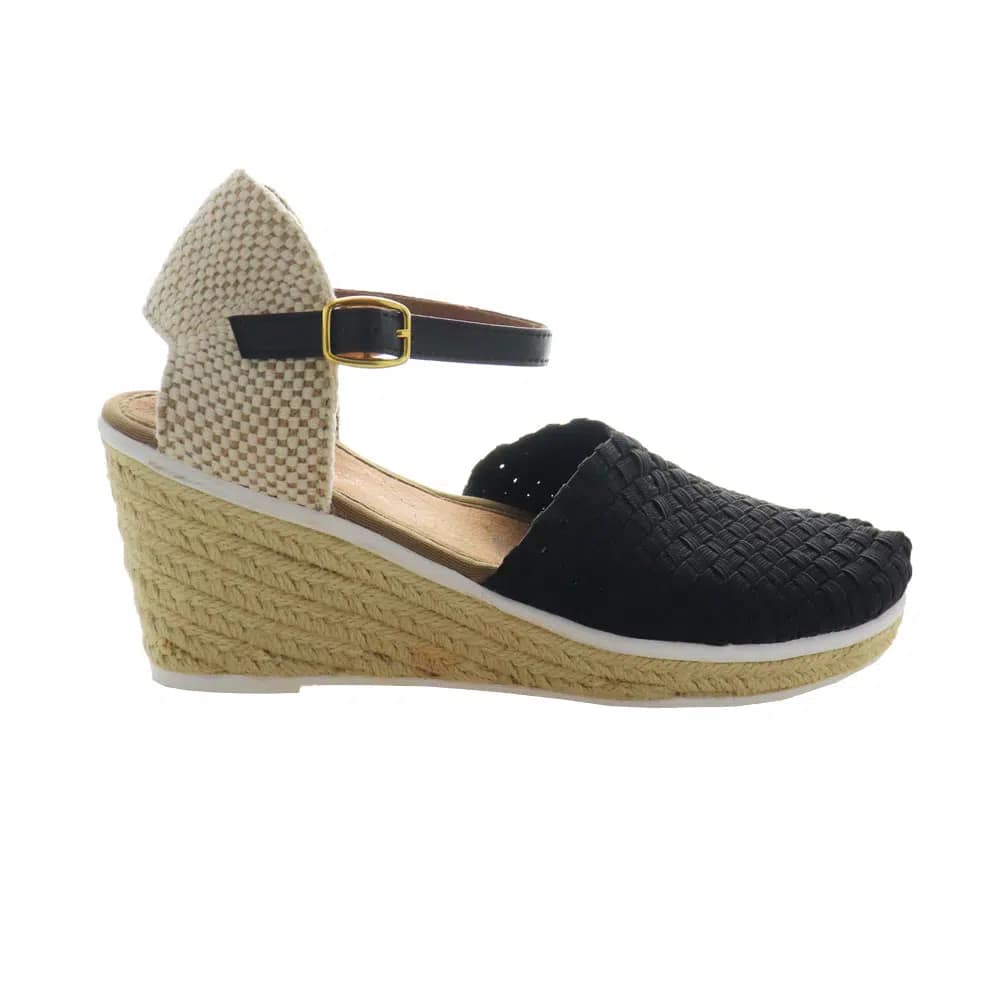 claudette_black_side